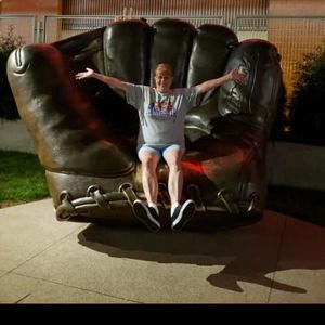 Meet your Posher, Lee